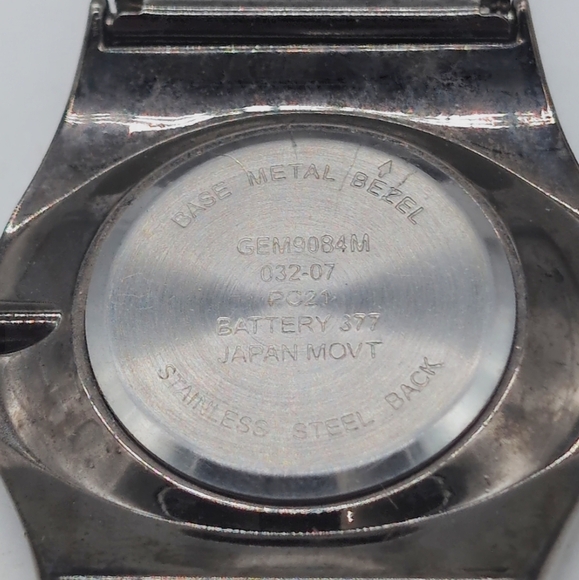 Embassy Black Big Face Mesh Strap Watch GEM9084M - Picture 4 of 4